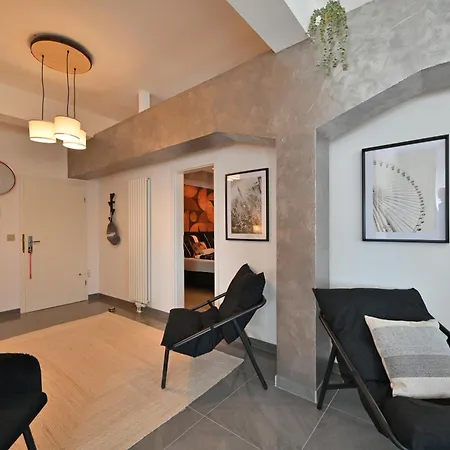 Apartamento Yello Homes - Luxus Loft Fuer Bis Zu 7 Personen Naehe Airport & Messe, Tischfussball & Whirlpool *